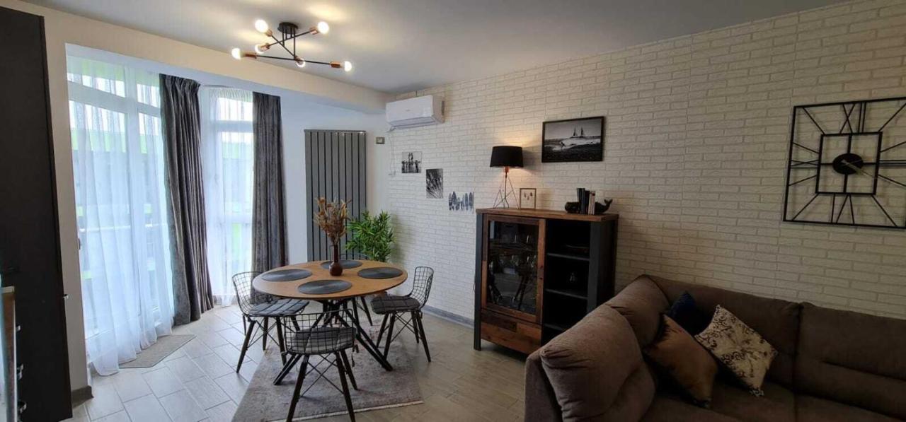 מאמאיה Vintage Breeze Apartment - Spa Pools Resort מראה חיצוני תמונה