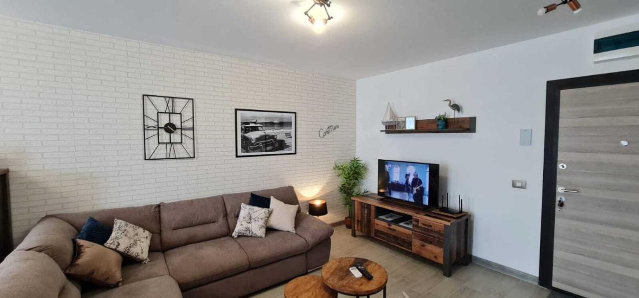 מאמאיה Vintage Breeze Apartment - Spa Pools Resort מראה חיצוני תמונה